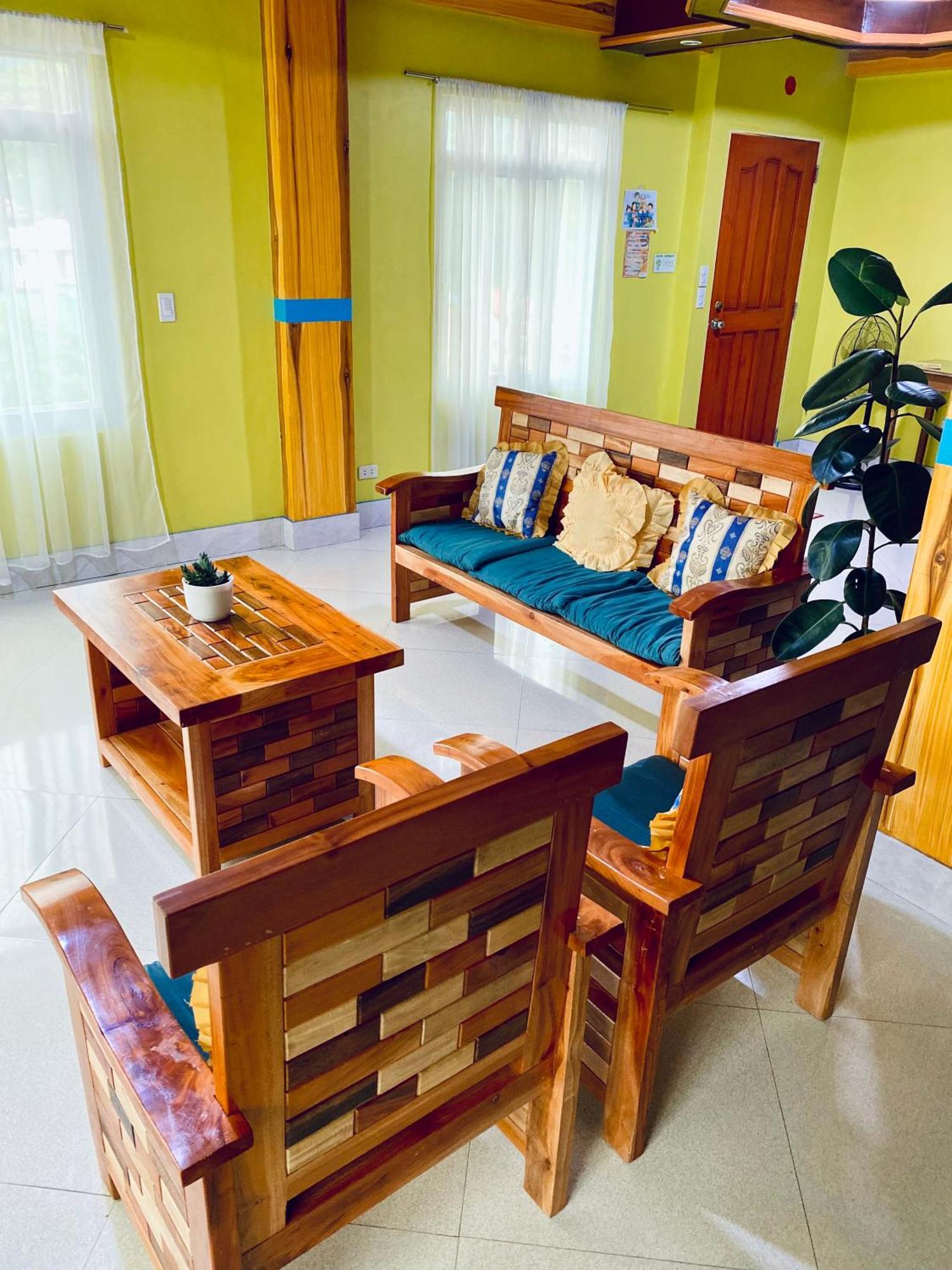 הוילה באגויו Bilmans Transient House מראה חיצוני תמונה